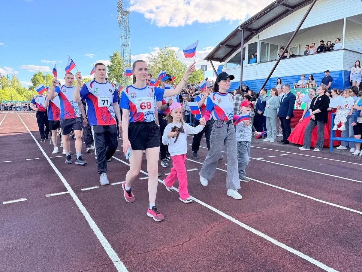 🏟️🎉 В Белогорске продолжается финальная часть спартакиады амурских городов.  Второй день жарких ба