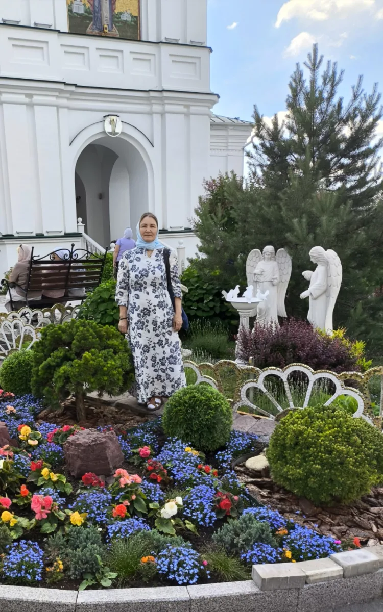 Друзья, а у нас подкопилось несколько Ваших чудесных изделий в коллекцию #премьера_вашиработы !
И с