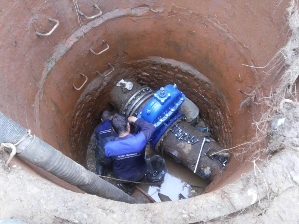 ЗА ВОЛГОЙ В КОСТРОМЕ НА НОЧЬ ОТКЛЮЧАТ ВОДУ

Ночью с 18 на 19 июня коммунальщики проведут ремонтные р