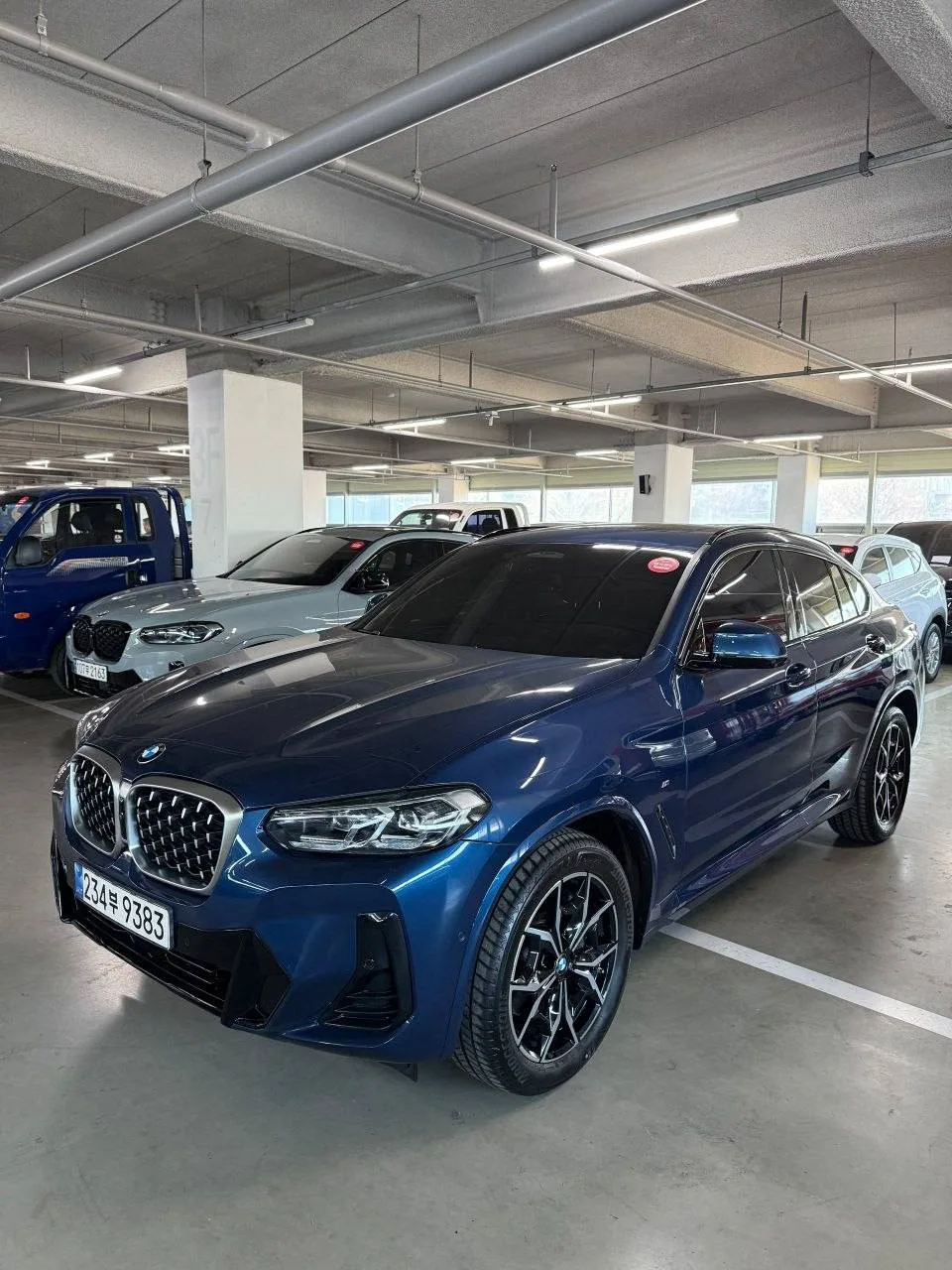 BMW X4 xDrive 20i, 2023, Москва