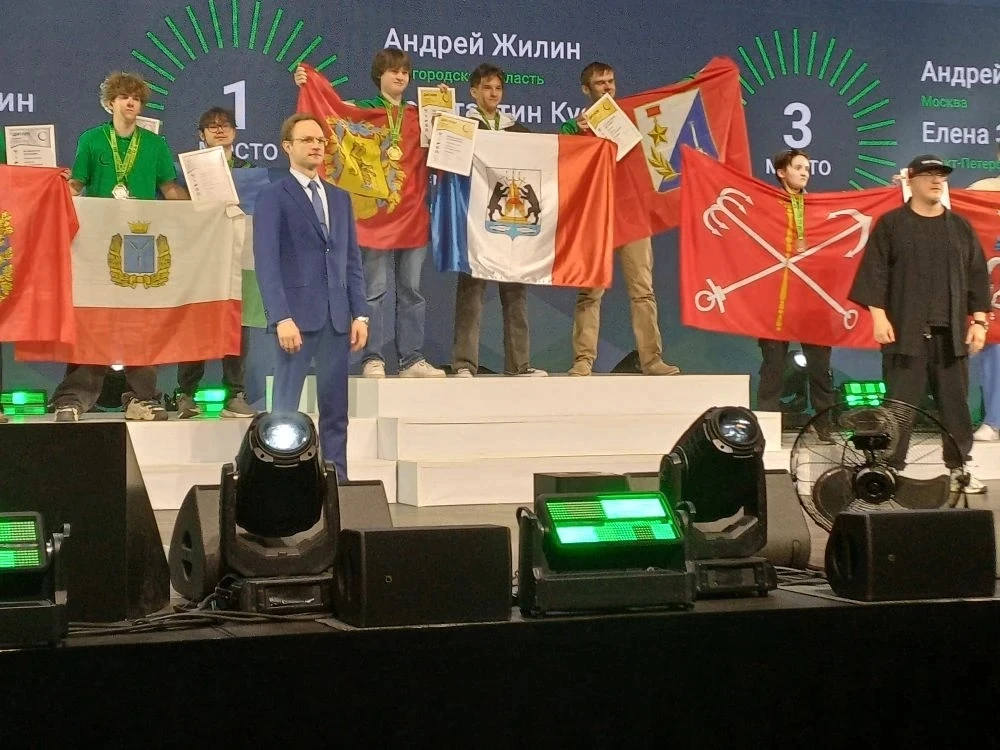 ✅ У студентов есть возможность практиковаться на реальных производствах

И это в регионах подчеркива