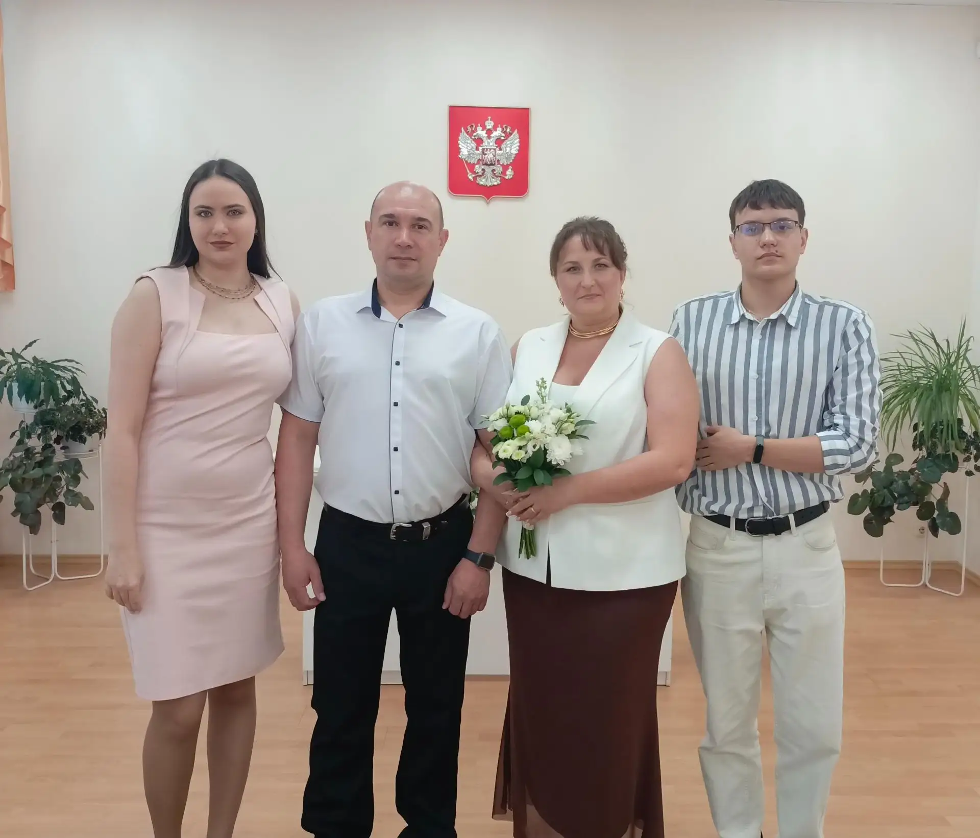 Серебряной свадьбы пришло торжество - 25-летие семейной жизни супругов Кузнецовых из Ко...