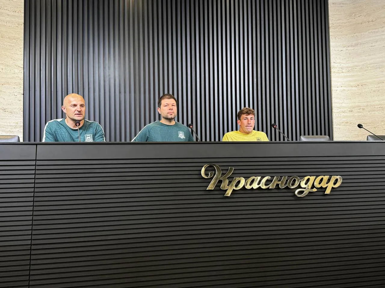 Мурад Мусаев:
 
 У Хуана Боселли есть небольшое повреждение кроме перелома носа и мы пока не знаем т