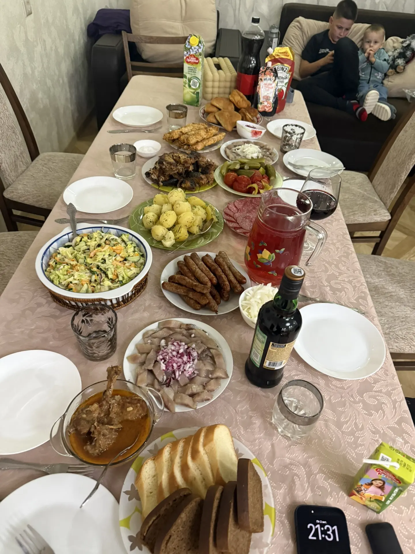 А вот и гости 😍
