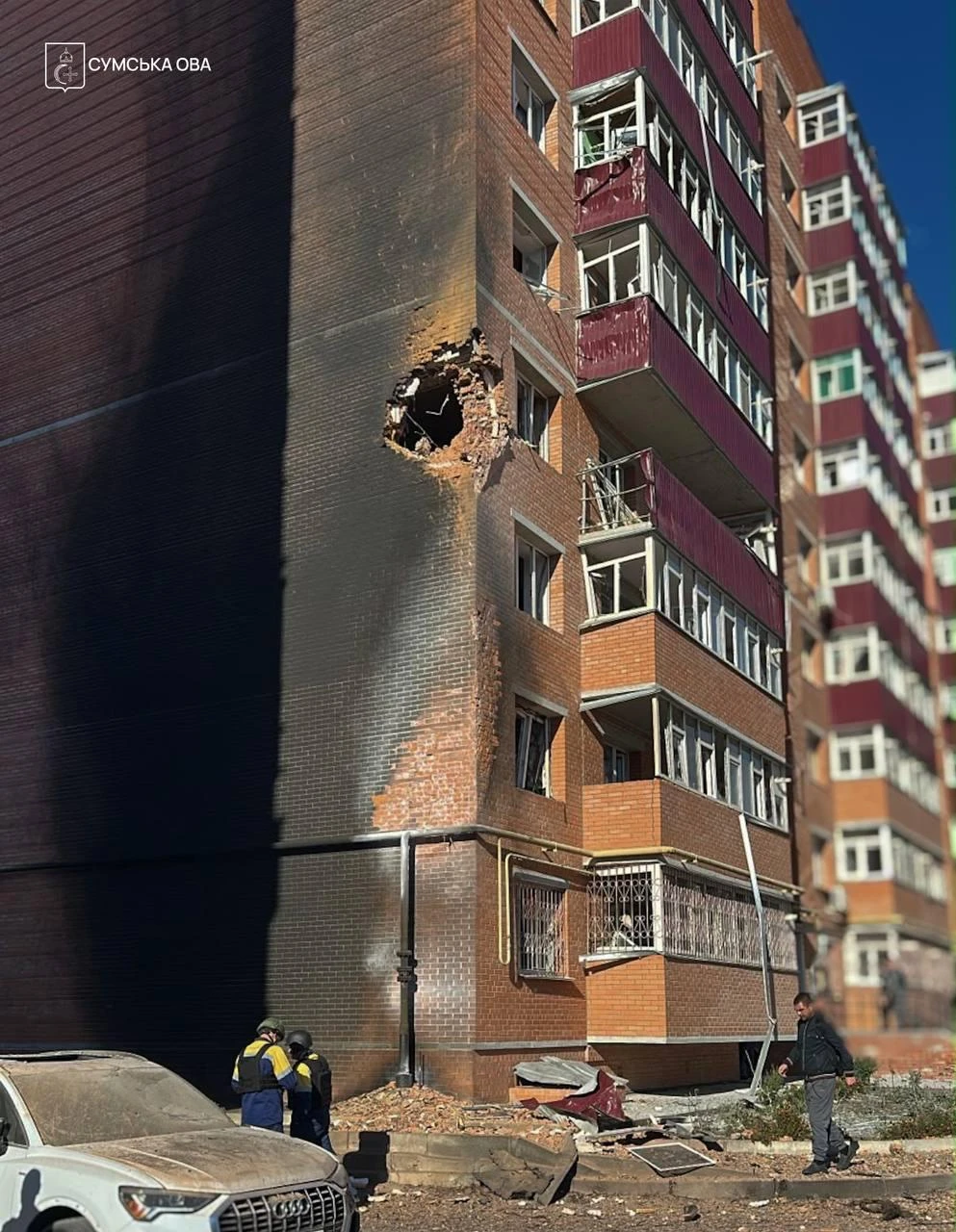 Заявляется, как прилет ударного БпЛА по многоэтажке в Сумах.
