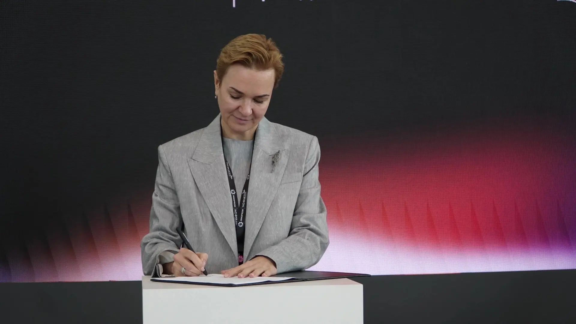 🖋Министр образования Свердловской области Светлана Тренихина 8 июля подписала соглашен...