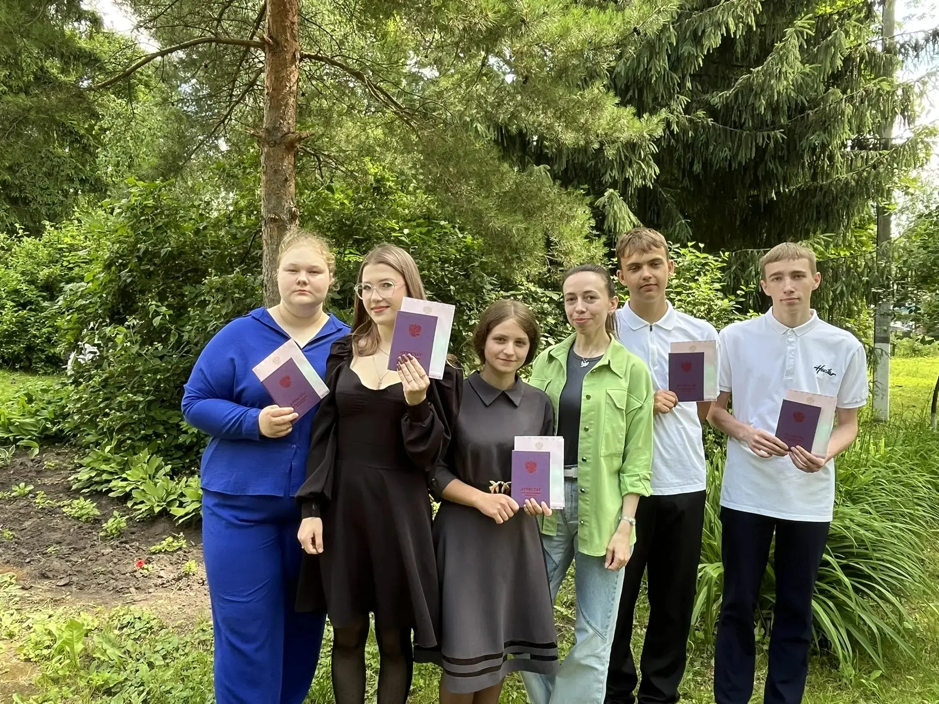 🎓 Важное событие для наших выпускников!

Сегодня в нашей школе прошла торжественная линейка, на кот