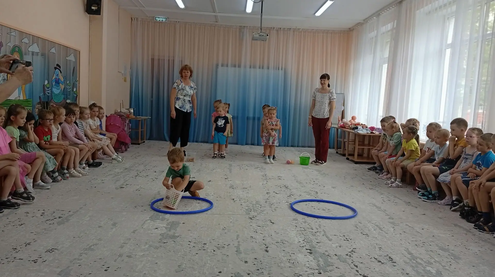 🌼 День Семьи, Любви и Верности в нашем детском саду: праздник радости и улыбок! 🌼

Сегодня наш дет