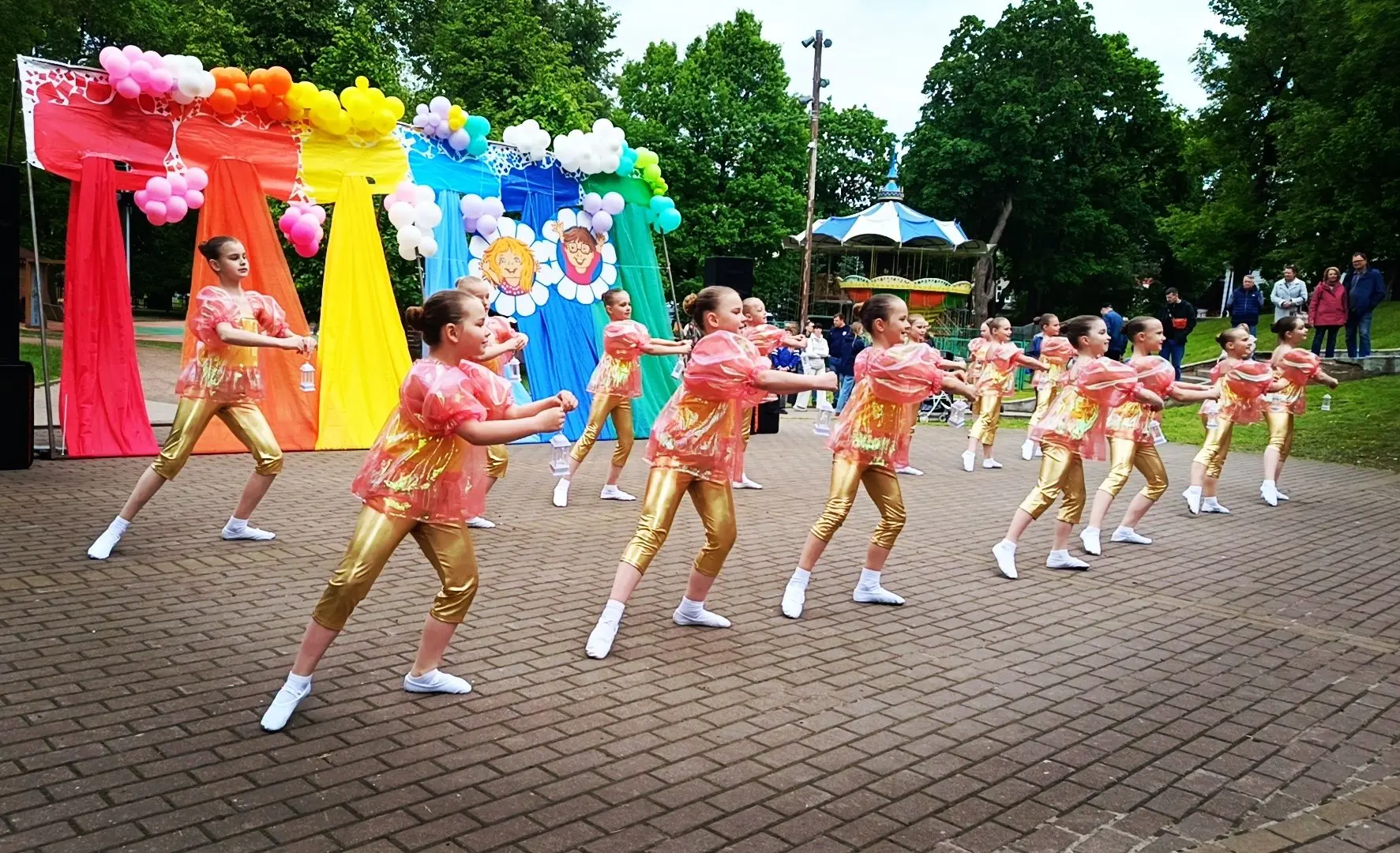 💐Дом офицеров поздравляет с Международным днем защиты детей!💐