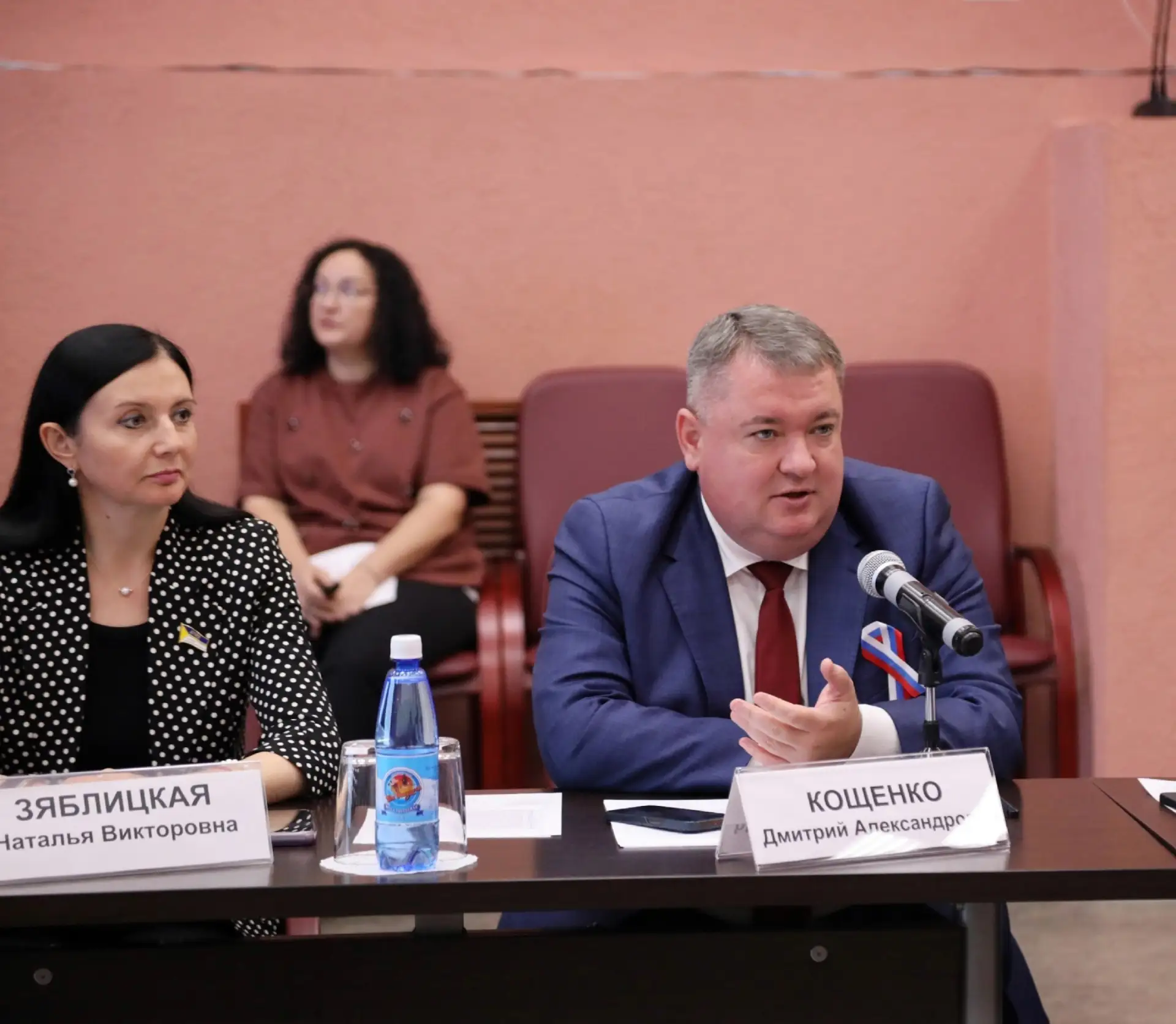 Глава города Дмитрий Кощенко принял участие в заседании Общественной палаты.