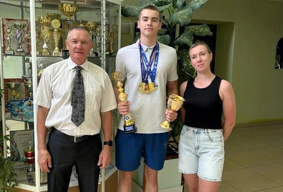 🌊 Волна эмоций и рекордов: чемпионат Тверской области по плаванию подарил нам новых зв...