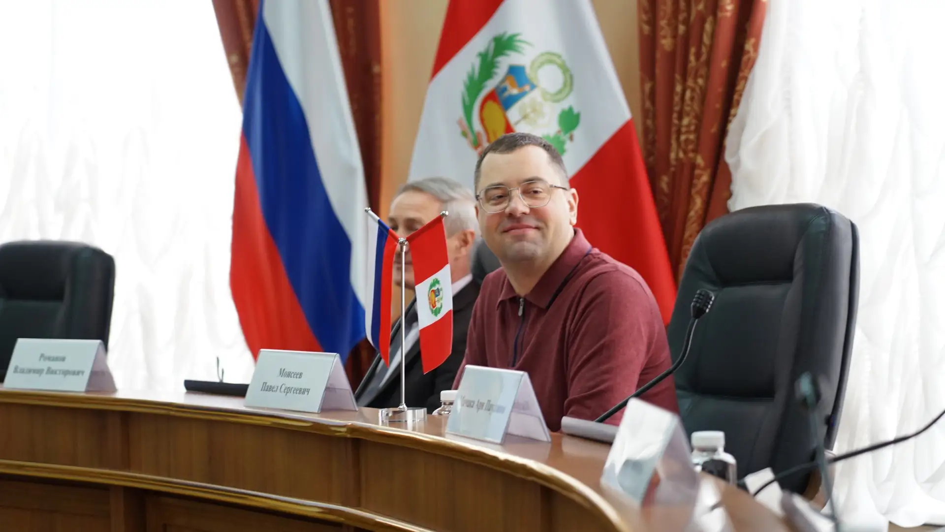 В этом году Державинский активно открывает для себя Латинскую Америку.  В феврале была Бразилия и до