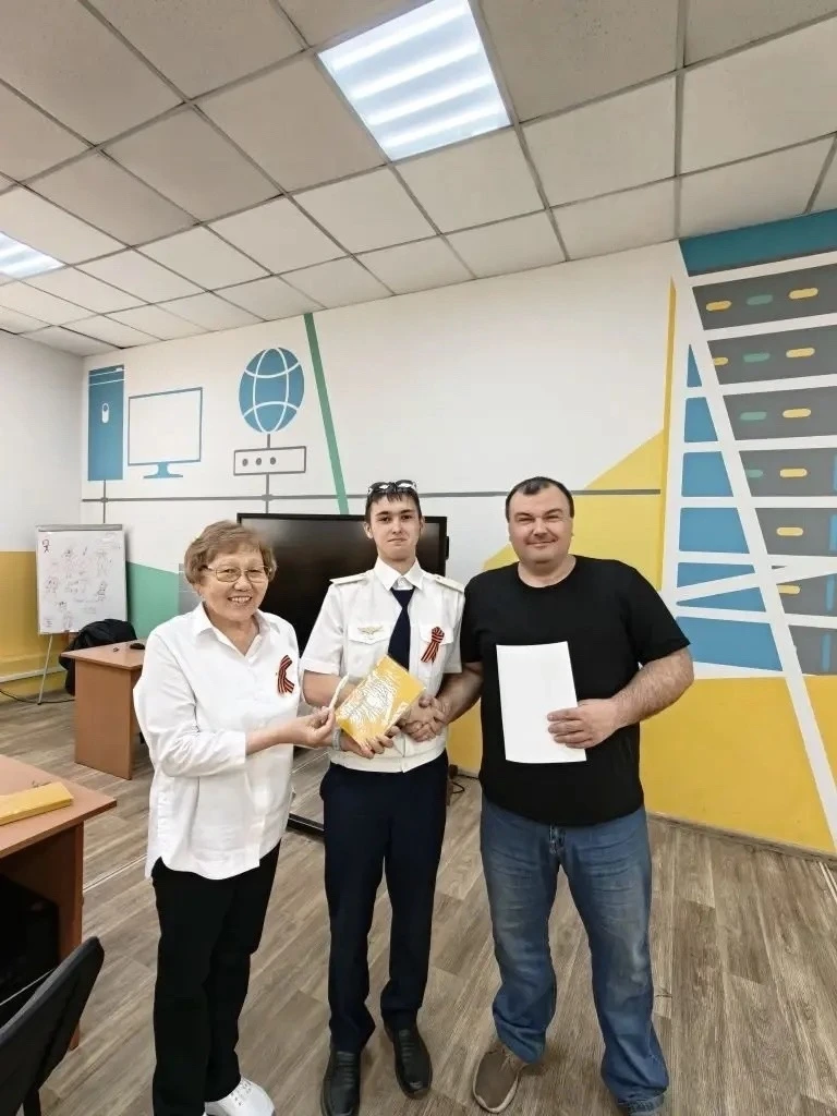 🚀🔧 14 мая — «Шаг в профессию»: наши ТС в строю! 🎓🏅  14 мая студенты специальности ТС приняли участие
