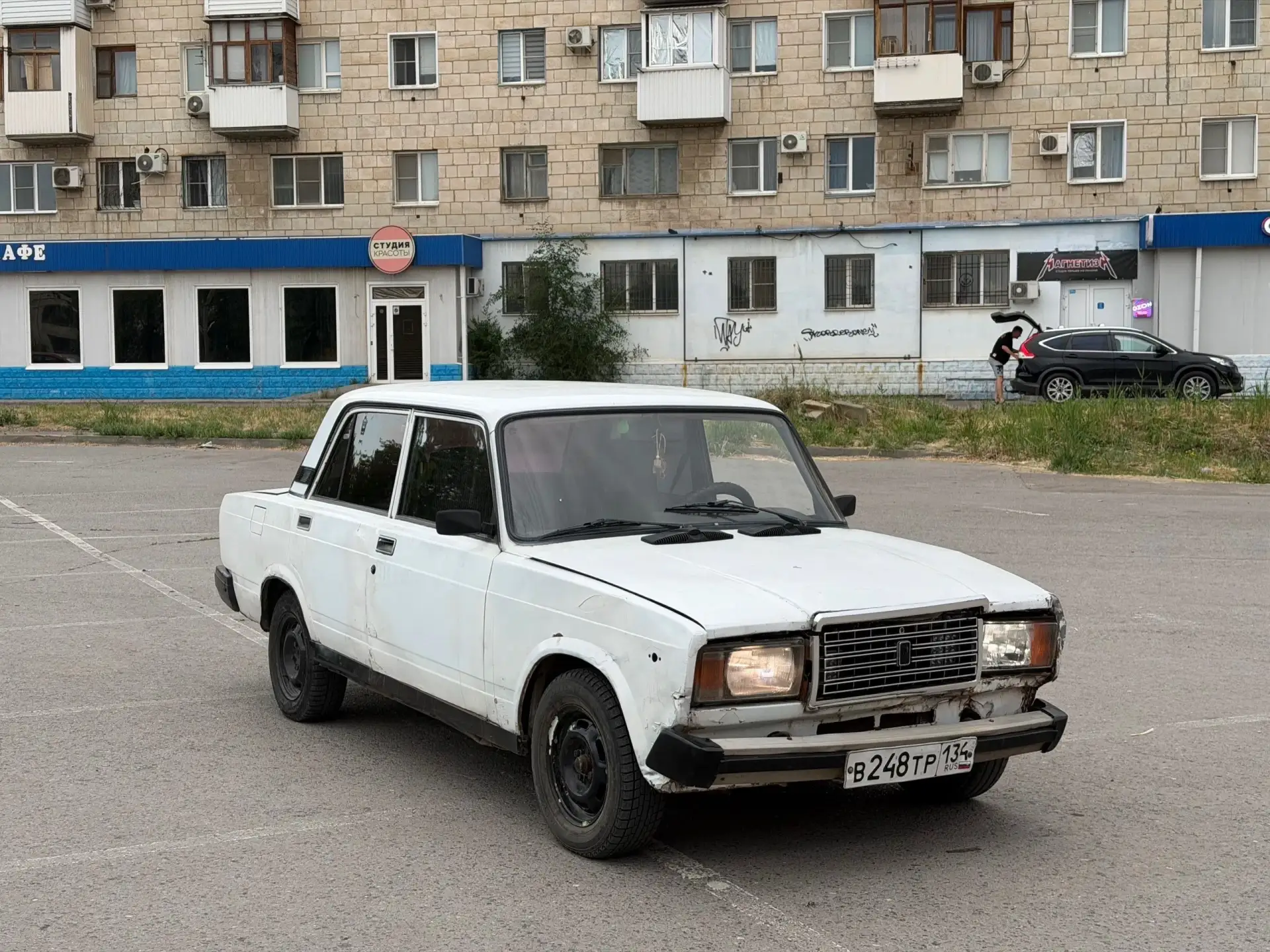 🚗 ВАЗ 2107
📅 Год выпуска: 2006
⛽️ Тип двигателя: Инжектор
✅ Техническое состояние:
Мотор с хорошей
