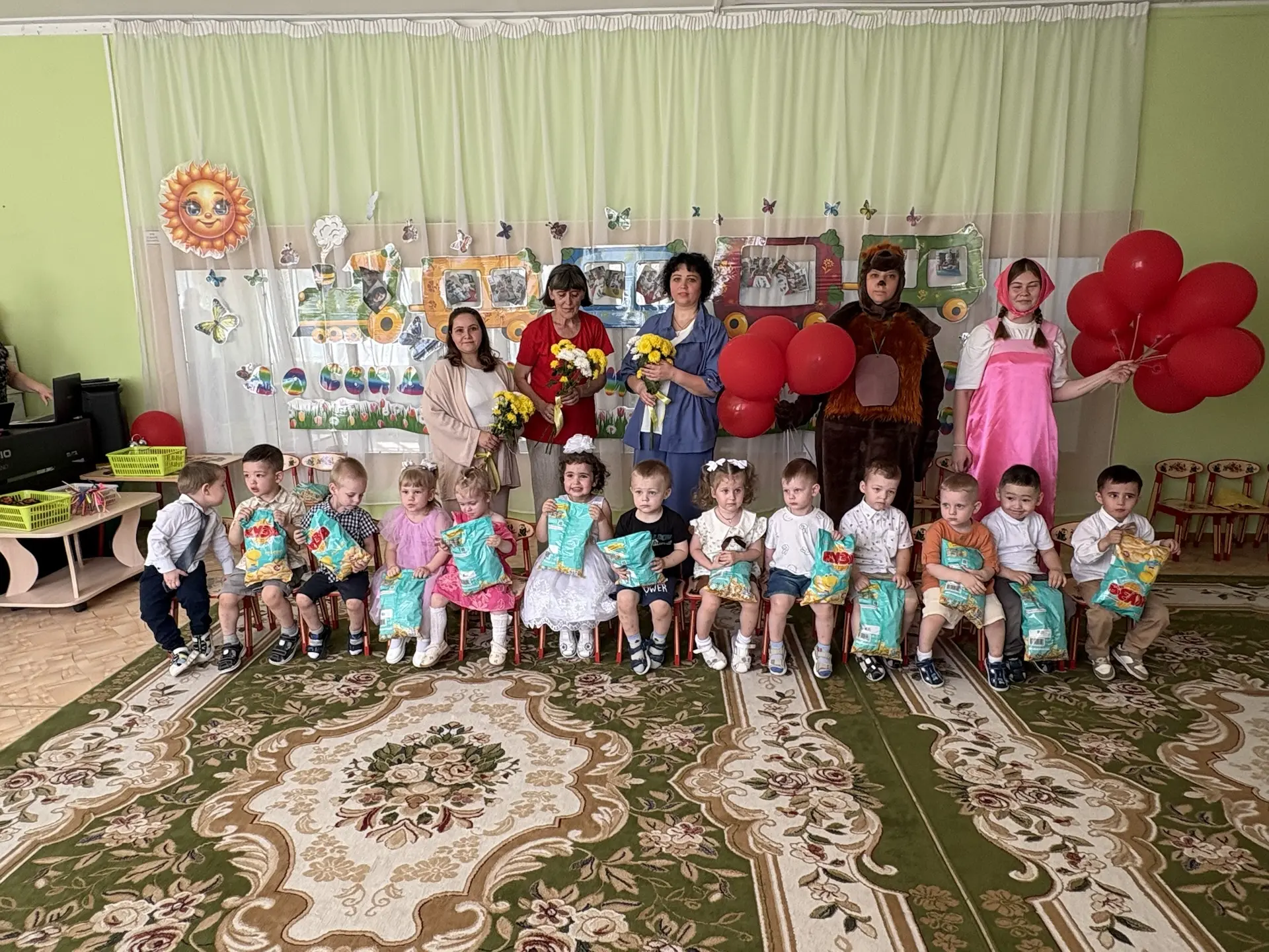 ✨🌺В группе 1 "Зайчата" состоялось праздничное мероприятие, посвящённое выпуску воспита...