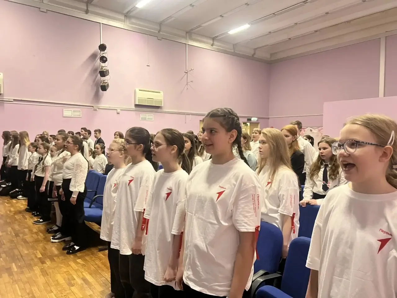 🇷🇺 Всероссийская акция «Одна страна - одна история», посвященная Дню воссоединения Крыма с Россией. 