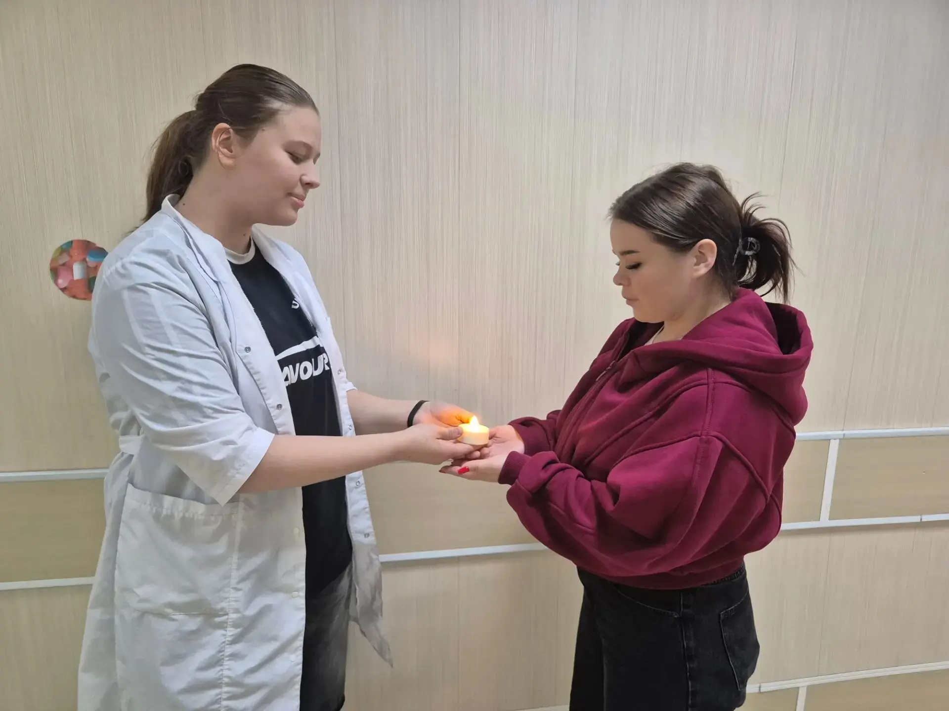 ❗В  колледже прошла акция  «Свеча памяти»

🕊️В День памяти и скорби в нашем колледже прошла акция «