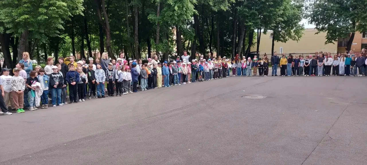 ☀️ Лето — это маленькая жизнь! И в нашем лагере «Солнышко» она началась ярко и звонко!