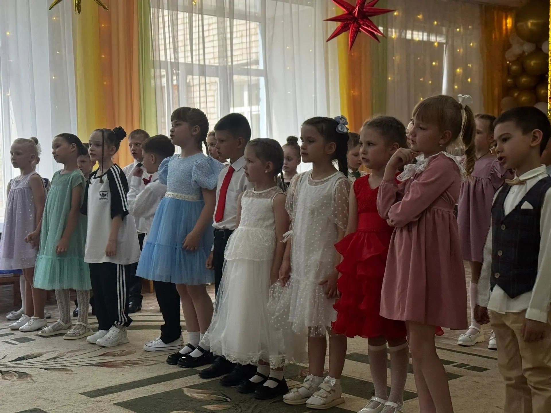 🎶 Сегодня в корпусе №4 с особым трепетом прошел концерт, посвященный нашим дорогим педагогам!  Наши 