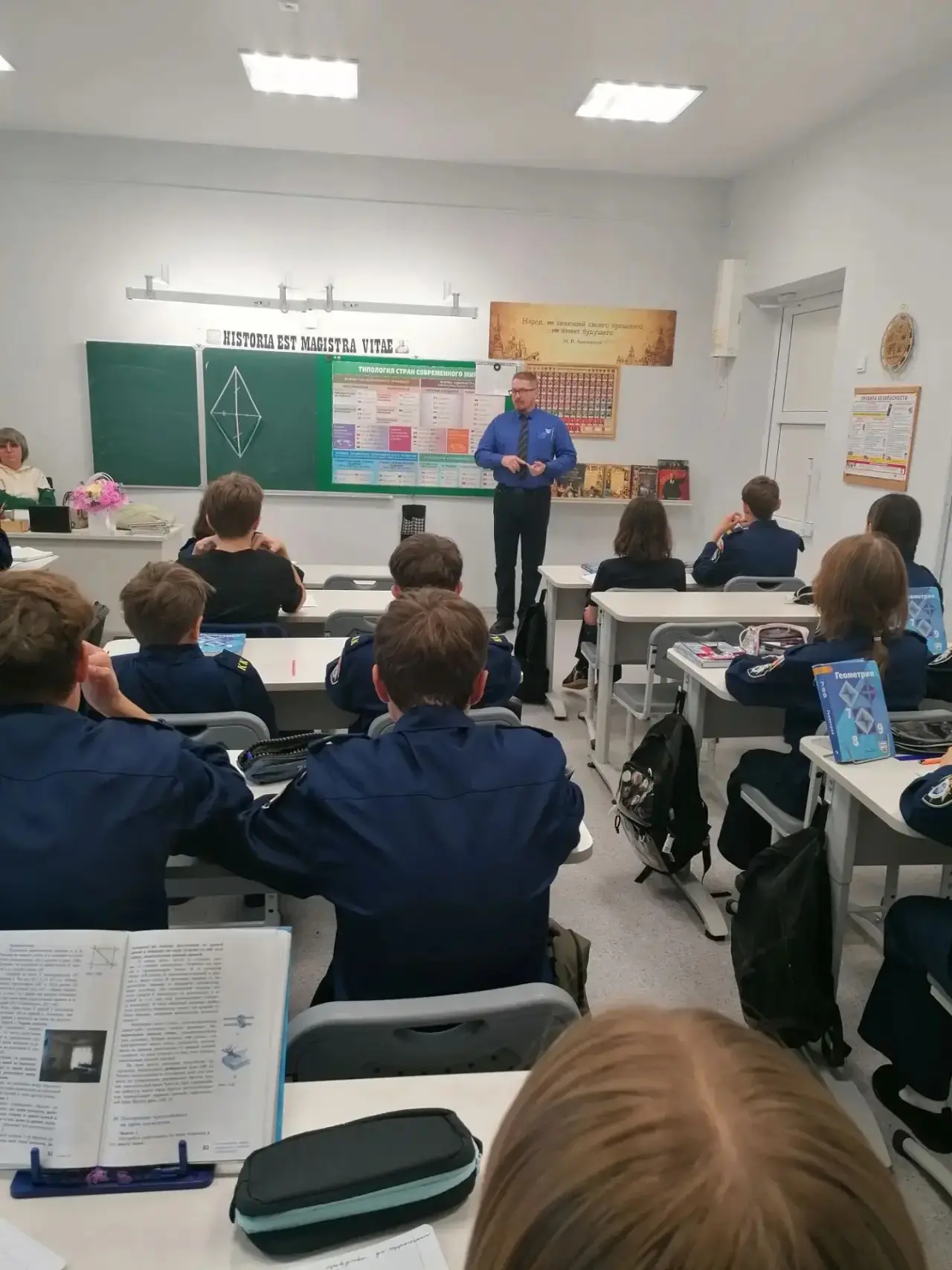 Сегодня прошла профориентационная встреча с представителями Троицкого авиационного техн...