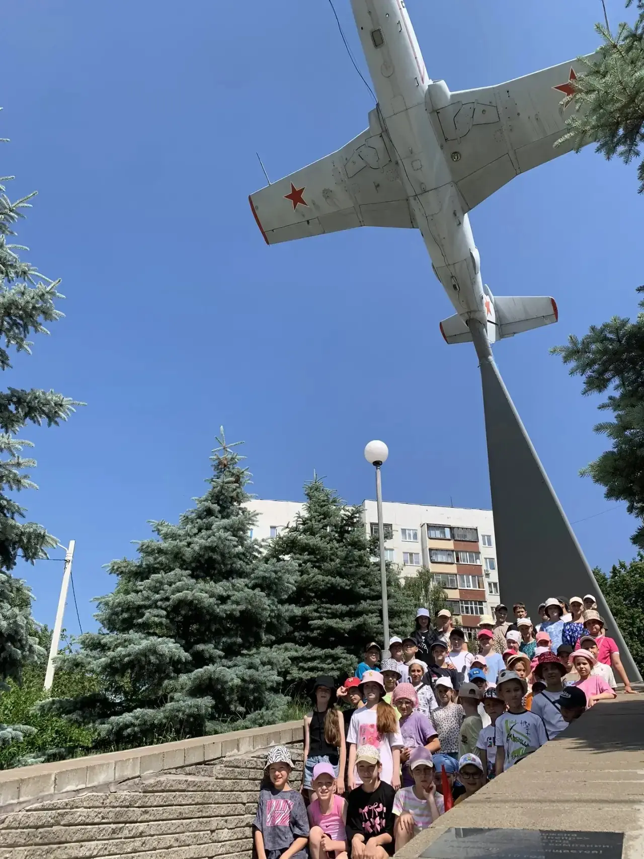 День приключений в лагере Первых! 

Сегодня отряды «Экипаж Первых», «Симбирцит» и «Капибары» прошли 