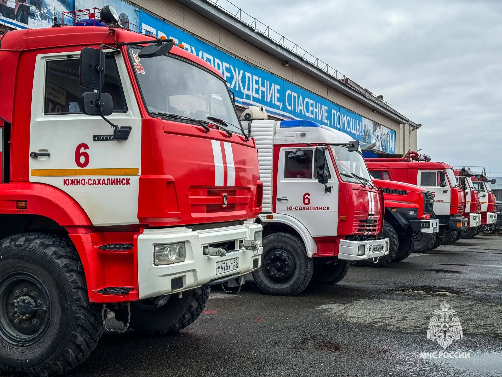 🚒10 июня — День пожарного автомобиля

Именно в этот день, в 1904 году в Российской империи на фабри