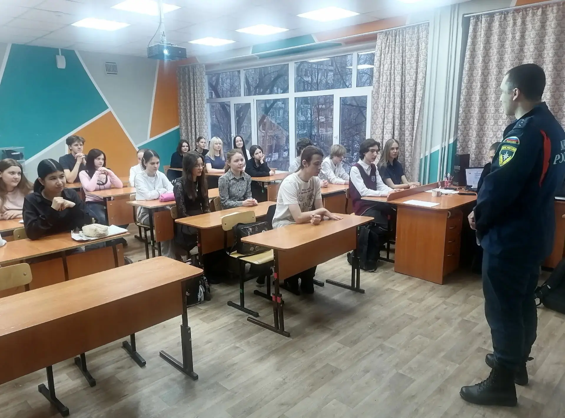 19 марта в лицее Сигма состоялось профилактическое и профориентационное мероприятие с участием специ