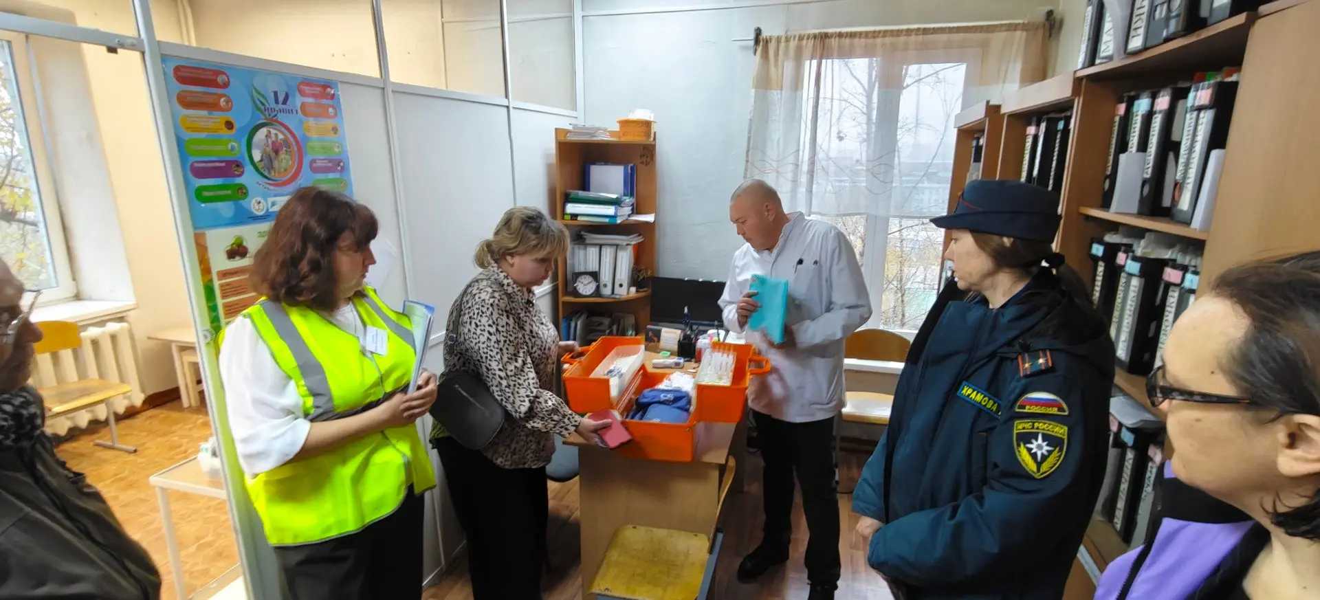 📢В Читинской школе в ходе штабной тренировки по гражданской обороне развернули пункт в...