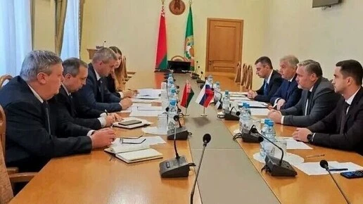 Делегация Курской области продолжает работу в Минске