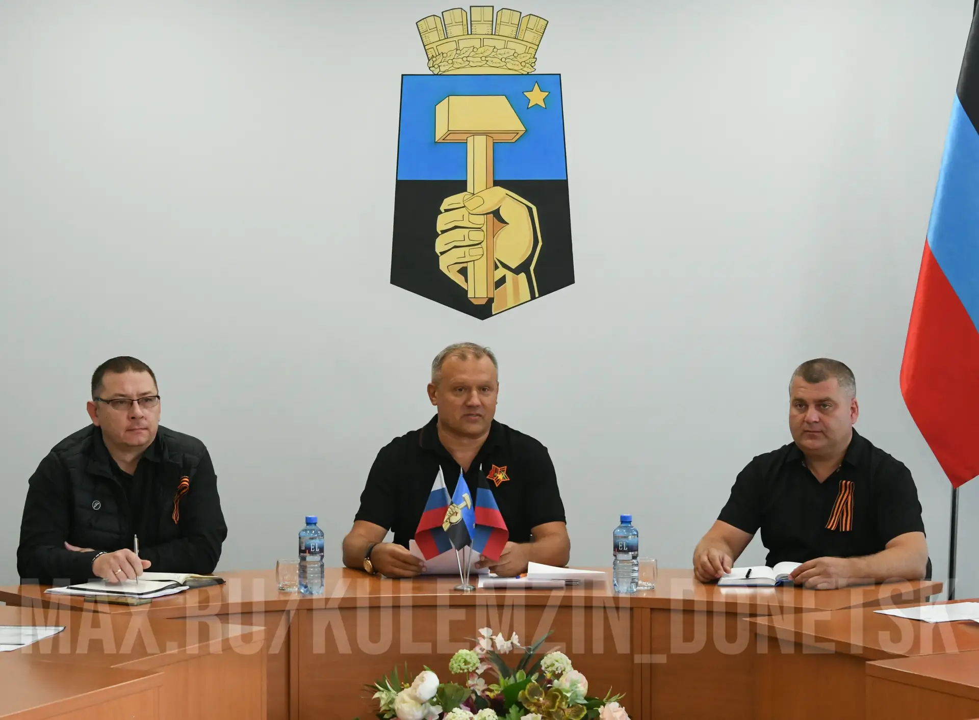 📌 Сегодня провёл очередное аппаратное совещание с руководителями внутригородских район...