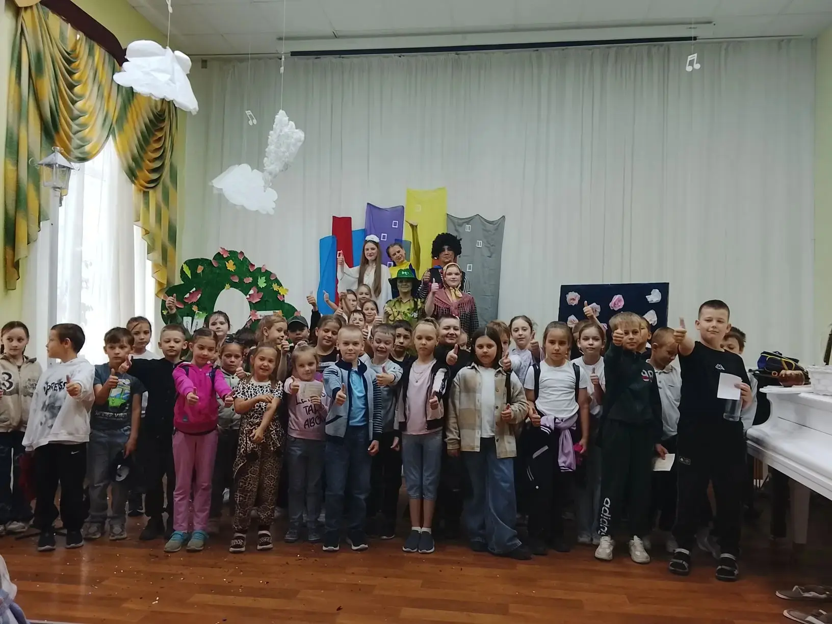 У нас в гостях школьники летнего лагеря Майнского многопрофильного лицея имени Яковлева...