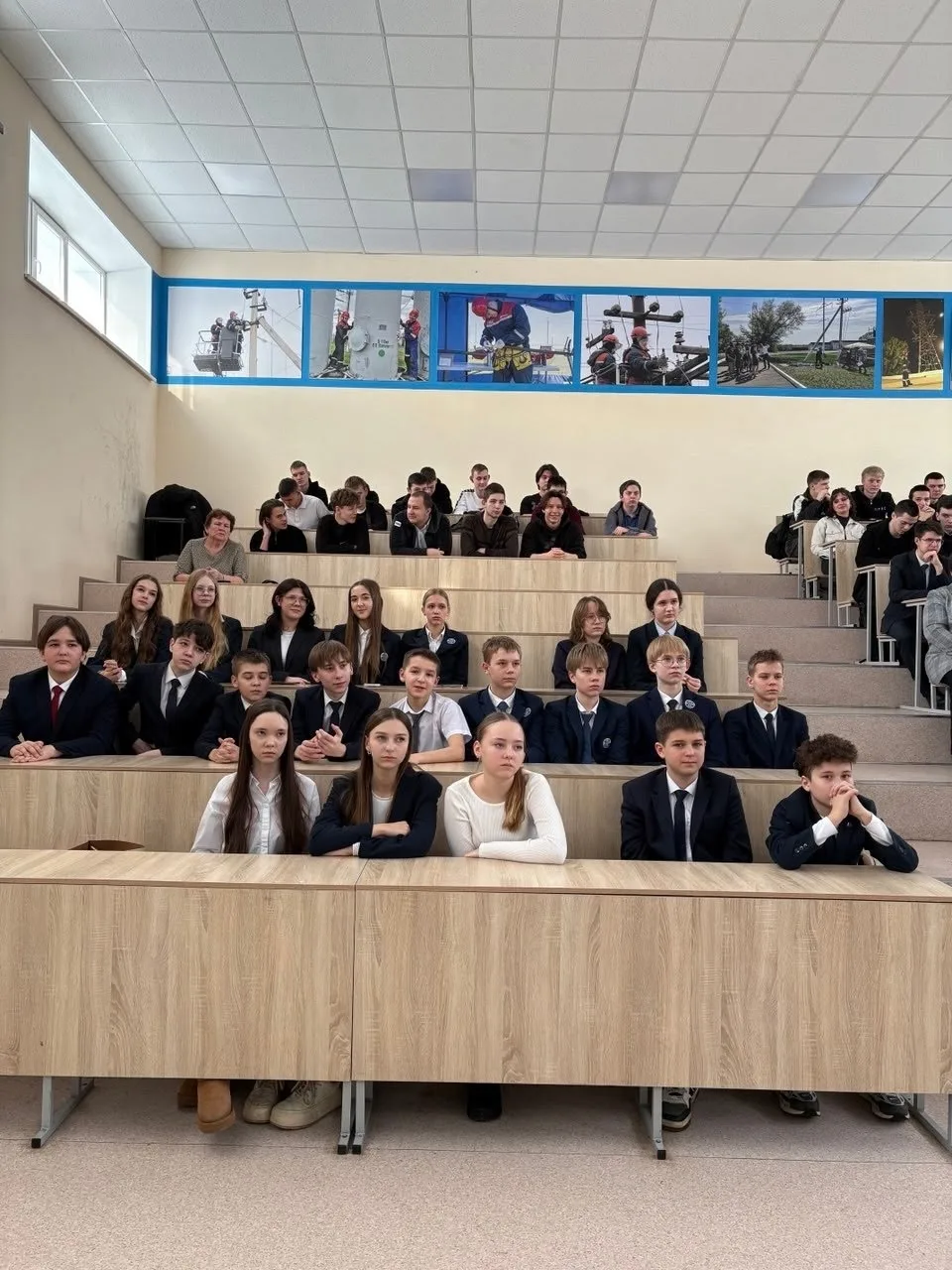 🚀 В оренбургских школах — партнёрах центра Сириус прошла неделя современной энергетики.