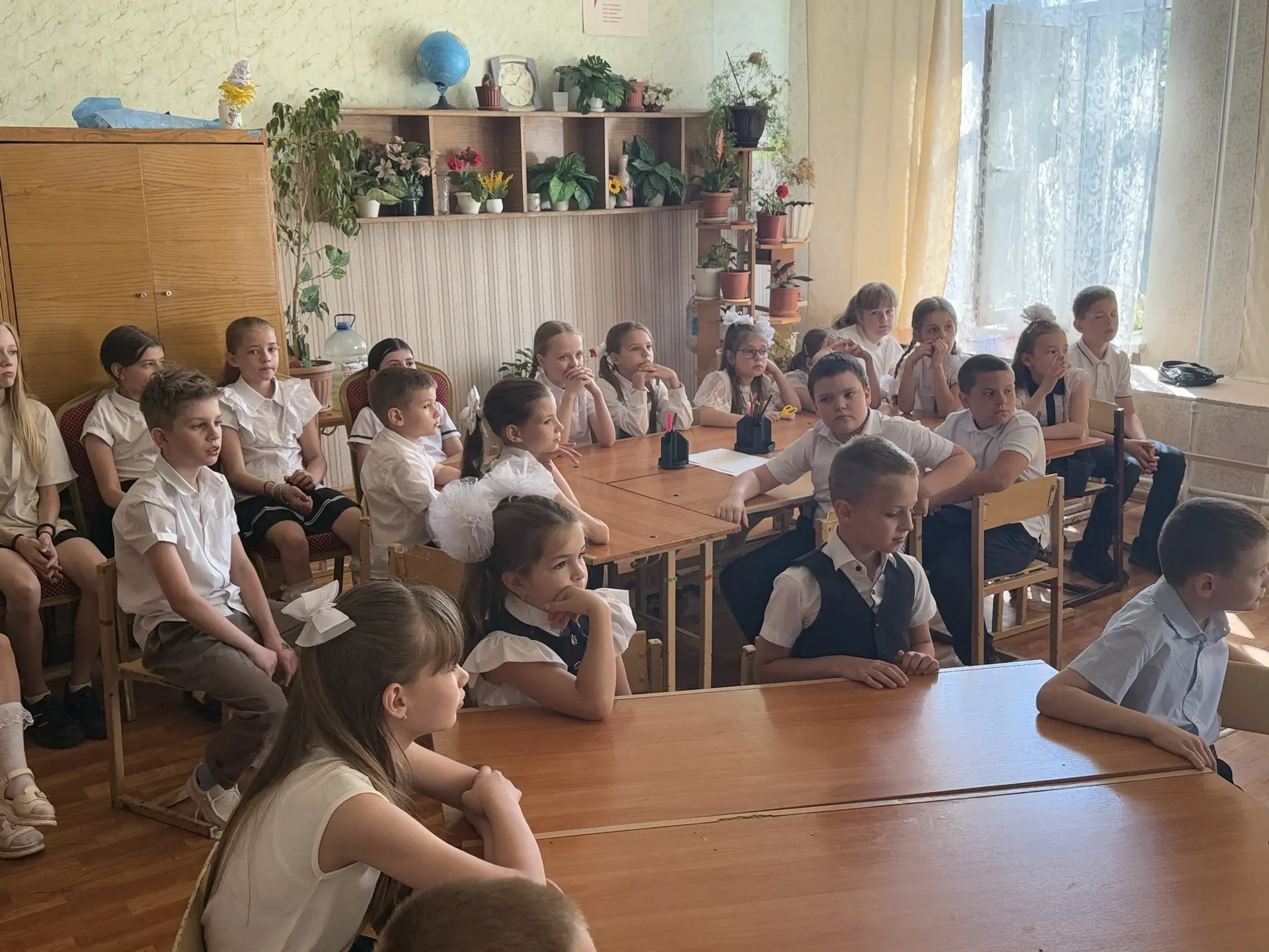 Четвертый день в пришкольном лагере «Солнышко»☀️
Ребята участвовали в различных мероприятиях, получи