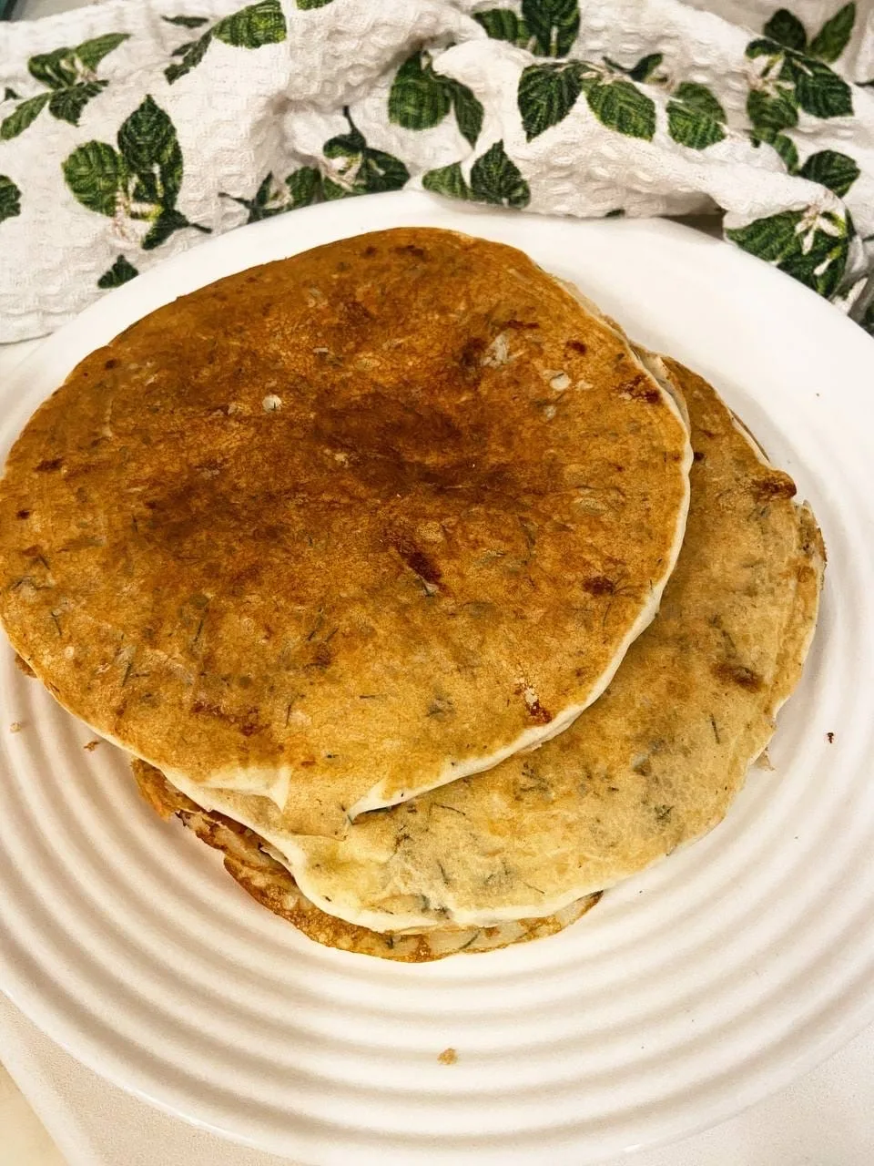 ЛЕПЁШКИ С СЫРОМ И ЗЕЛЕНЬЮ