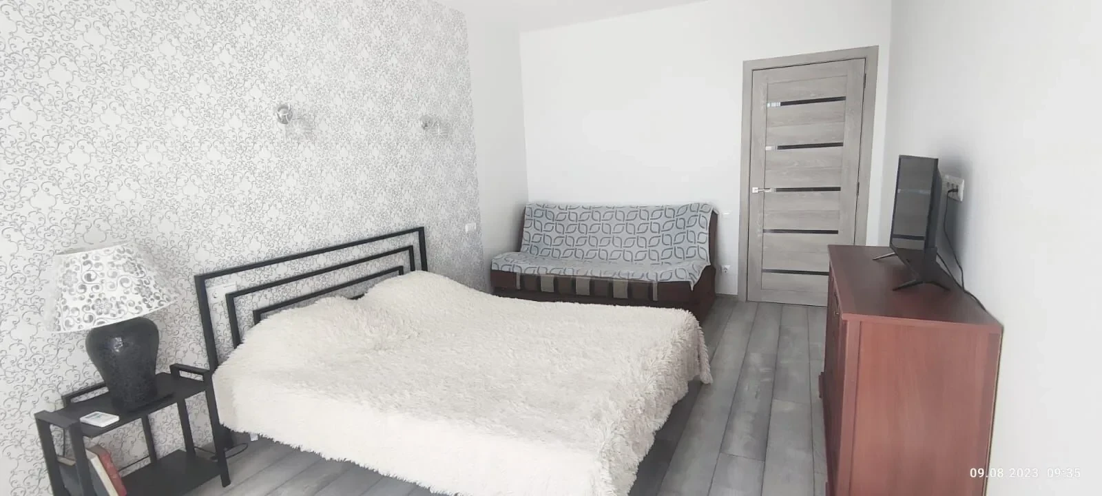 https://domiksmart.ru/sevastopol/arenda-posutochno-1-k-kvartiry-v-sevastopole-u-sapun-gory-231 

Аре