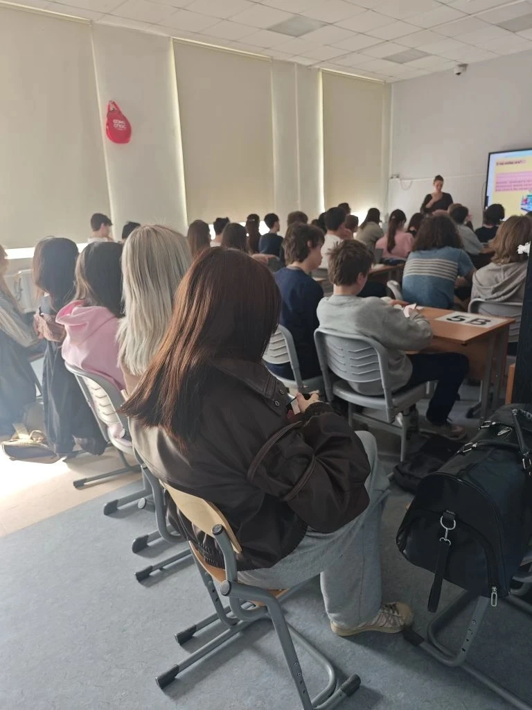 Сегодня в школе для 9-х классов состоялся Марафон по подготовке к ОГЭ.   Ребята приняли  участие в и