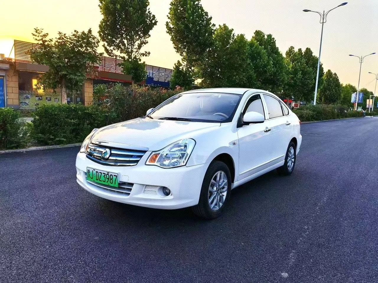 ✅Одна из самых недорогих электричек в кузове Nissan Almera