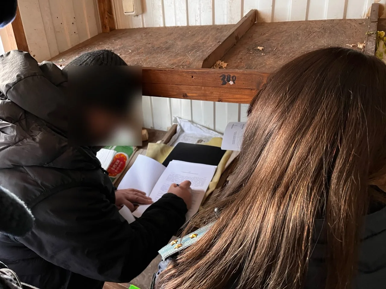 По решению суда приостановлена работа овощного павильона  Судебные приставы Кировского района приост