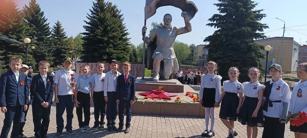 В честь 8⃣1⃣-й годовщины победы в Великой Отечественной войне для учащихся третьих  классов на Аллее