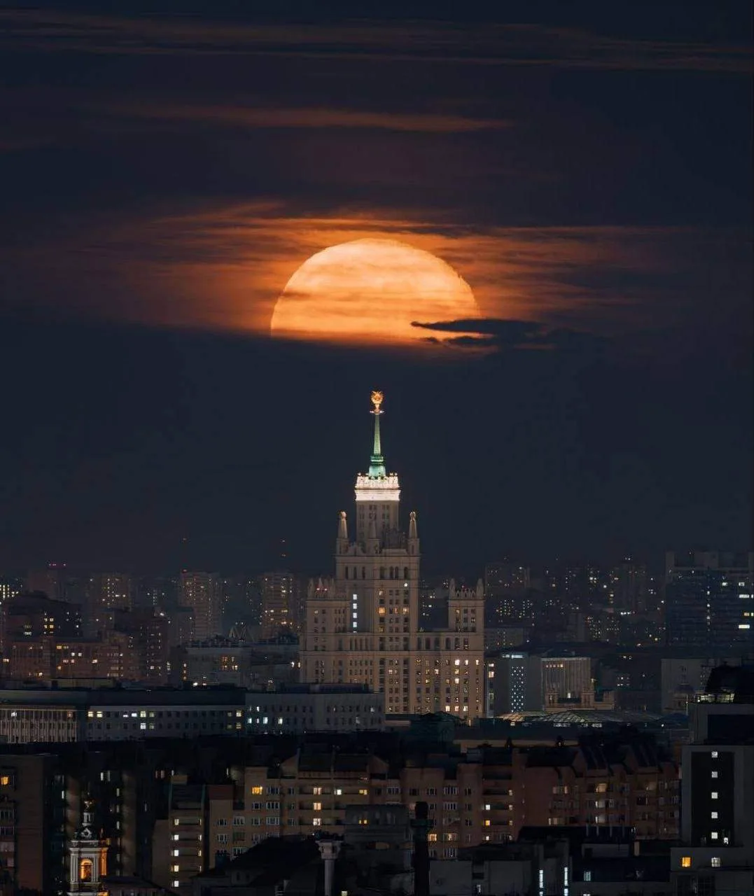 Финальное полнолуние этого лета. Ждем следующее!