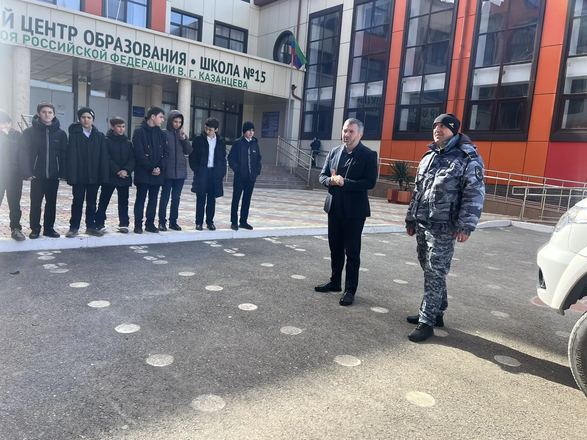 Классная Встреча с инспектором-кинологом  В нашей школе прошло познавательное мероприятие с участием