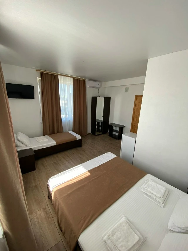 #КРЫМ #БЕРЕГОВОЕ  ул.Черноморская, 20    🏠Гостевой дом Alexandra - уютное место для семейного отдыха