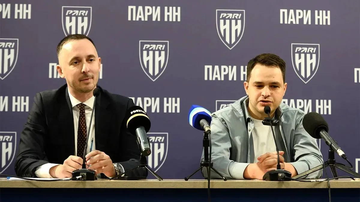 Из Белого дома (площадь Ленина, 1, город Воронеж) телеграфируют: Дмитрий Кондратов провел встречу с 