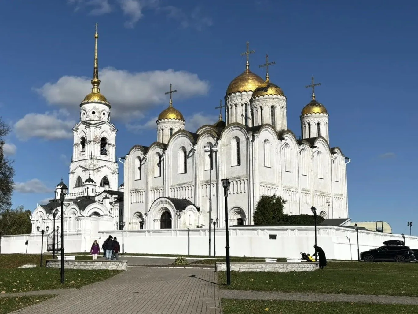3 октября учащиеся взрослой воскресной школы и участники Молодёжного кружка при Кирилло...