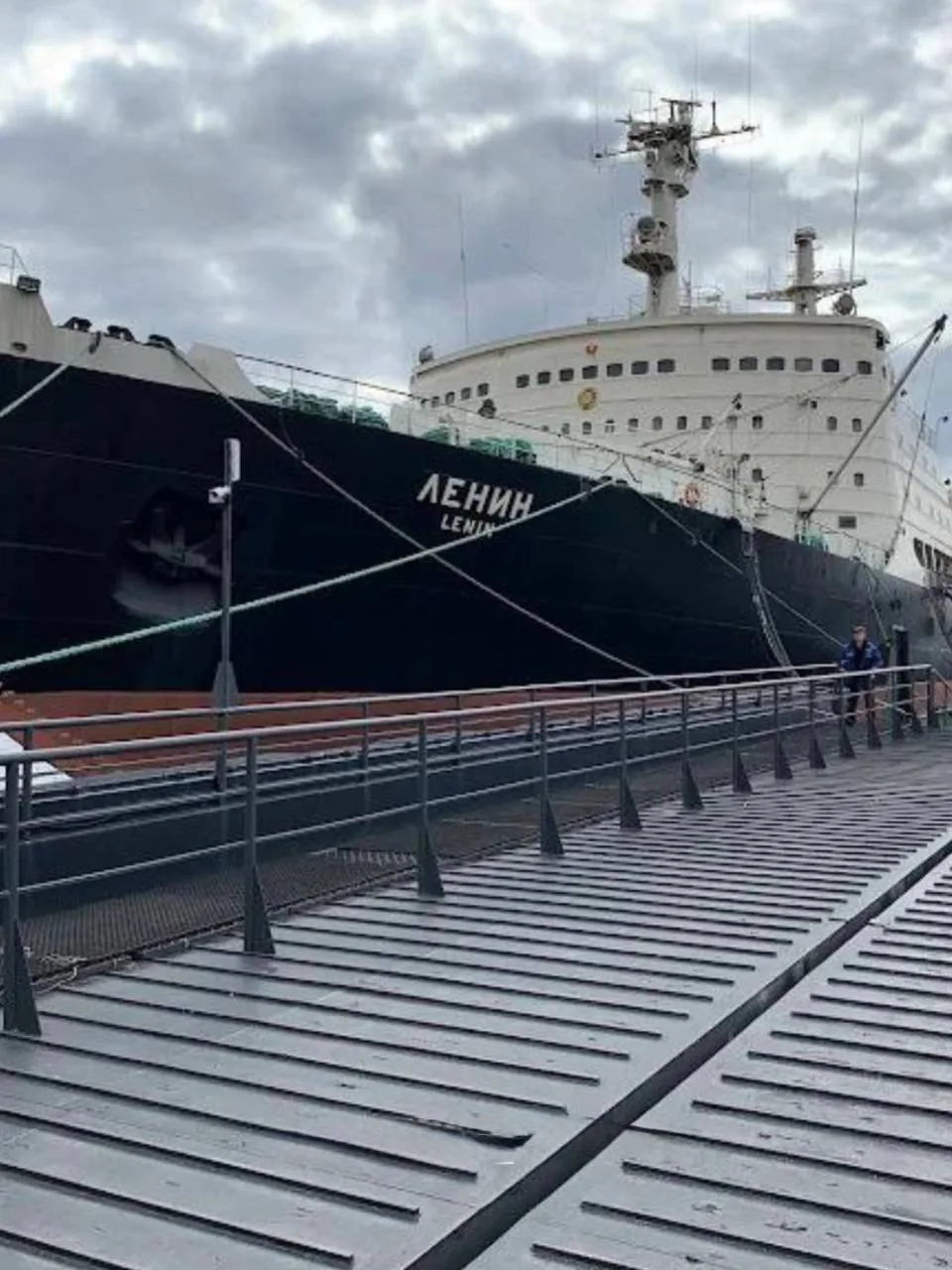 Место в России, где можно увидеть китов в дикой природе 👇🏼🐋  Вам не нужно лететь в Исландию или Норв