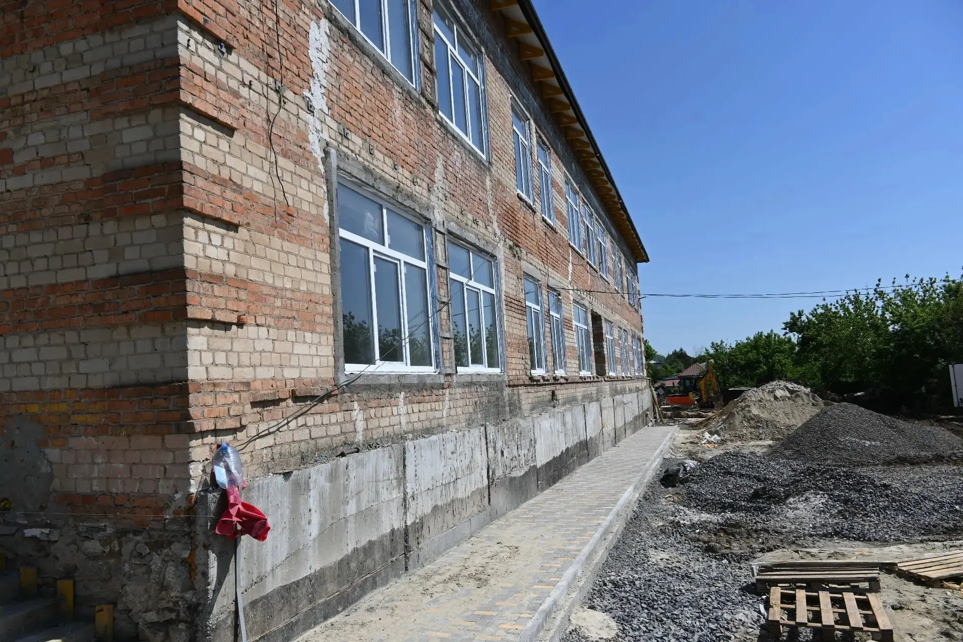 Глава Администрации Аксайского района осуществил рабочий выезд на территорию детского сада «Журавлик