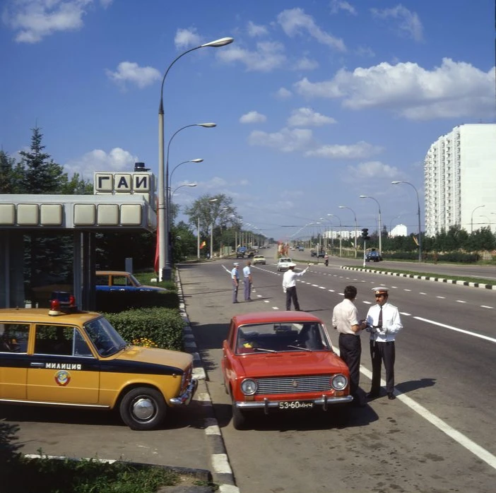Пост ГАИ на Варшавке, 1980 год.