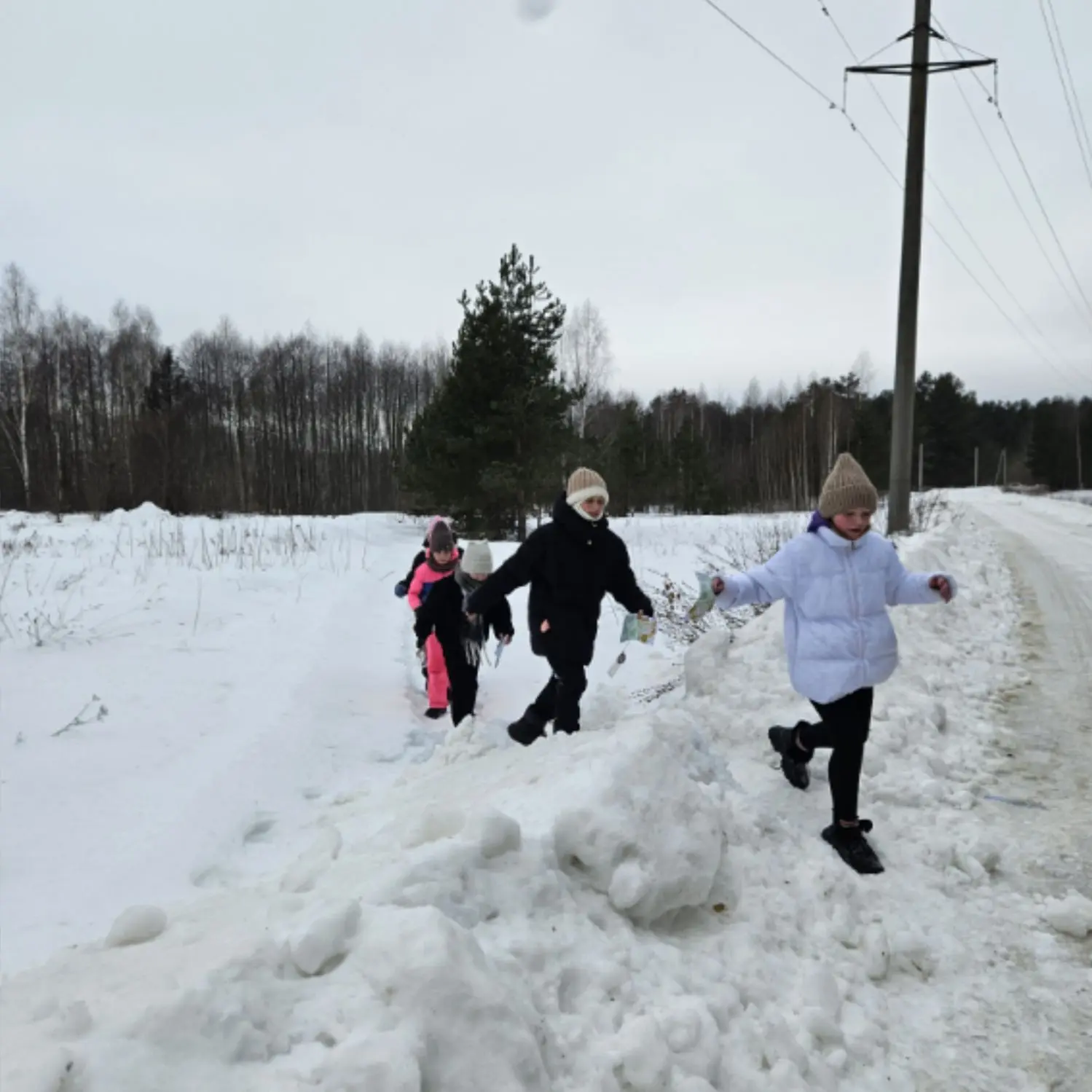 ❄️Пока многие в выходной день прятались по домам с горячим чаем, наши  спортсмены-ориентировщики вме