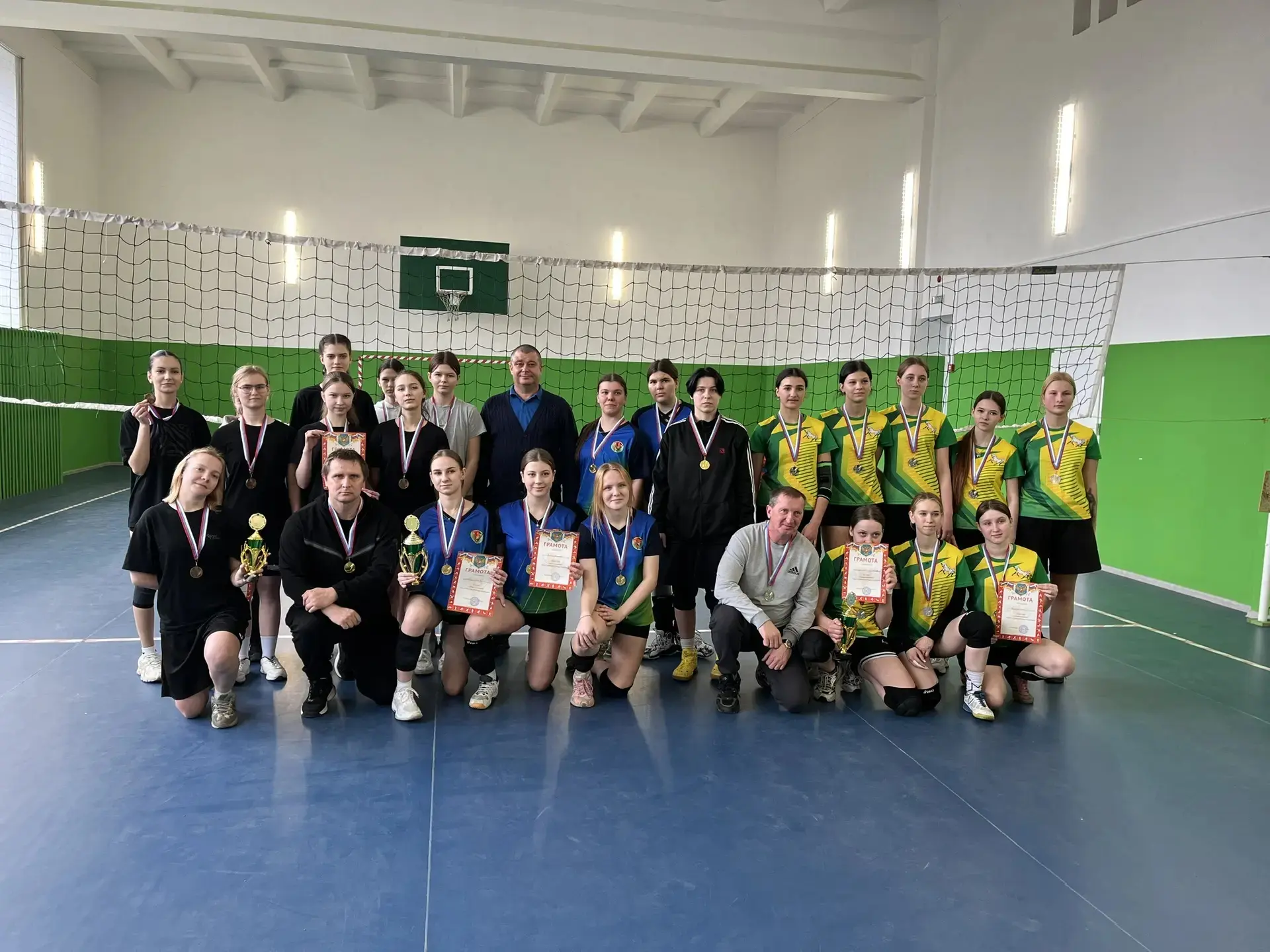 🏐 27 марта в МКОУ Верхнеикорецкая СОШ состоялся открытый турнир по волейболу среди дев...