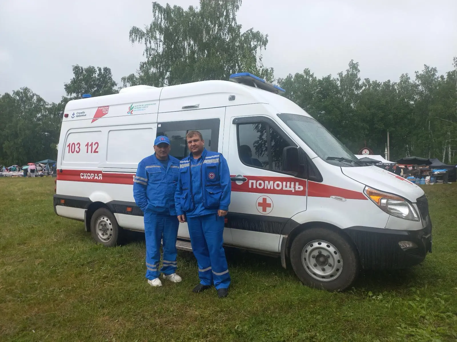🌿В Лениногорске состоялся традиционный праздник Сабантуй. 

🚑Безопасность участников обеспечивали 
